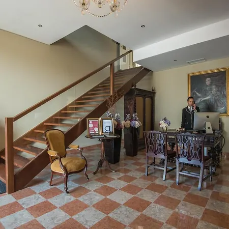 Gale Collection Palacio Dos Arcos Oeiras