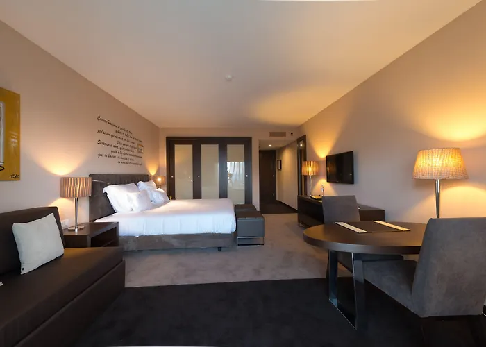 Отель Gale Collection Palacio Dos Arcos Оэйраш